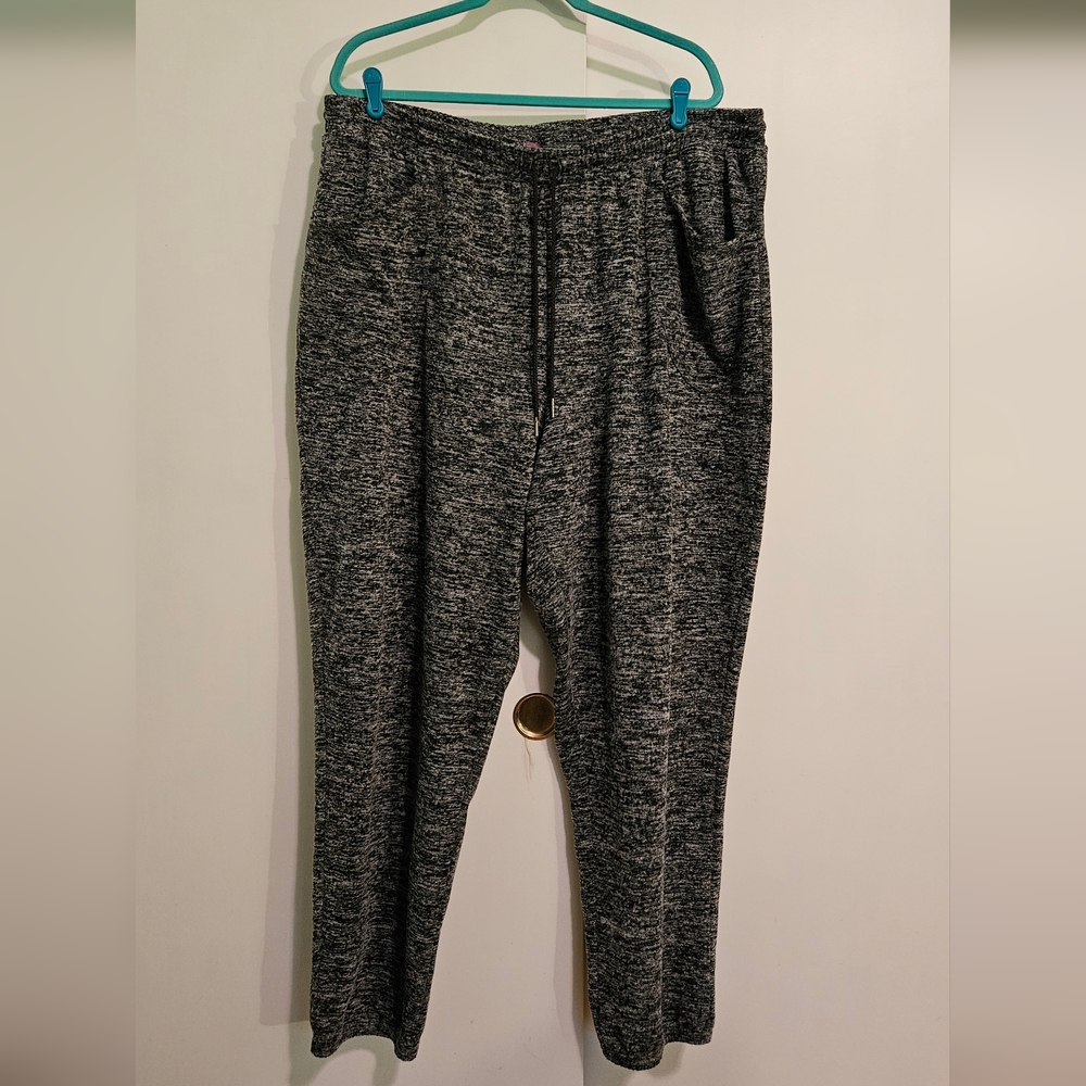 Adore Me Black and Gray Joggers